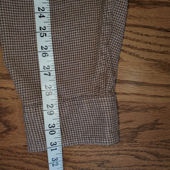 Orvis large plaid long sleeve button down. Brown. - Picture 10 of 12